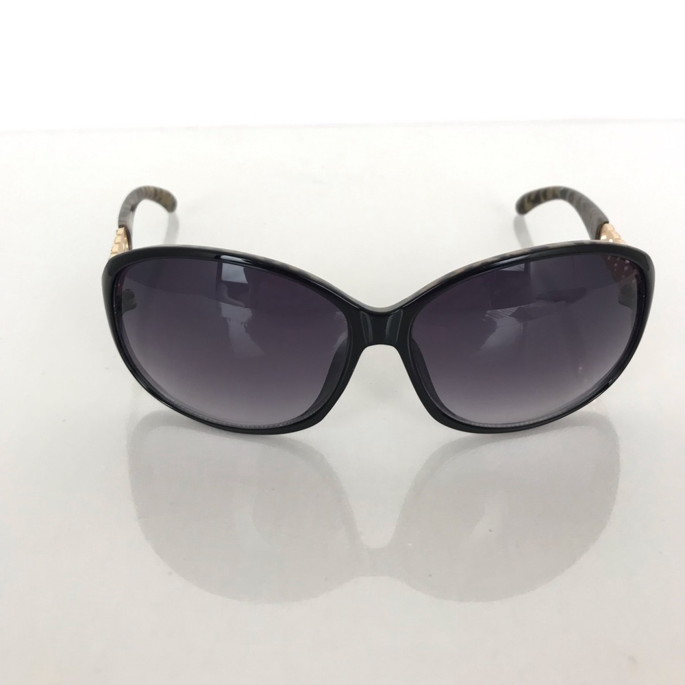 Guess Women's Sunglasses Black Frames W/Leopard Print Gold Rhinestone Accents - Picture 2 of 10